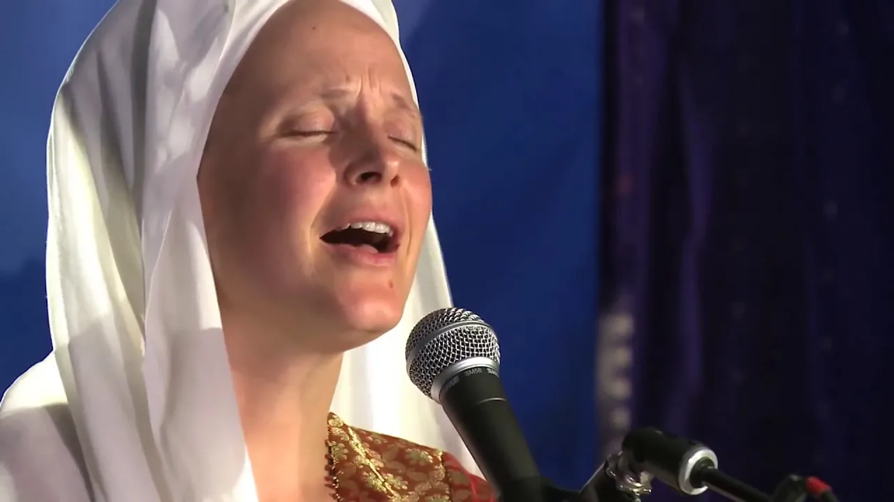 Snatam Kaur sings By Thy Grace Snatam Kaur sings By Thy Grace