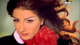                                  دارين حدشيتى   قدام الكل دندنها
