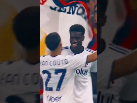 Lake Como ball on Diao’s first goal yesterday 💙 #Como1907 #GenoaComo #SerieA