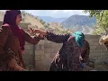 A tumultuous life: the husband cannot tolerate his first wife and punishes her.