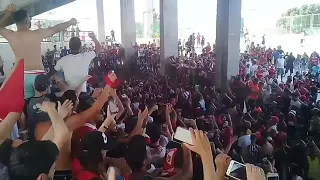                                      ليلة والمزود خدام             دندنها