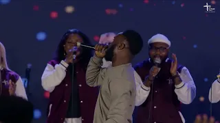 Victor Paul Sings ONYE INYE AKAM Live At The LOGIC Church 