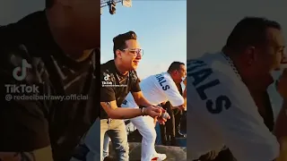 رضا البحراوى يهزق محمود الليثى قدام الجمهور 