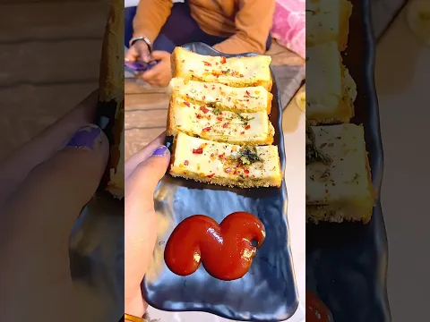 Garlic bread🧄 💁 #viral #ytshorts #cookingshorts