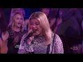 Download Lagu Kelly Clarkson Sings Something To Talk About by Bonnie Raitt 2020 Live Concert Performance HD 1080p