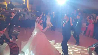 الفين يخزي العين من أمك وبوكي أعراس سوريا مع دي جي همام حداد دندنها