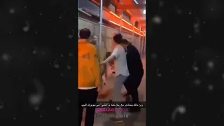 شجار زين مالك بعدما رجل نعته بكلمة غير لائقة في نيويورك  شجار زين مالك بعدما رجل نعته بكلمة غير لائقة في نيويورك