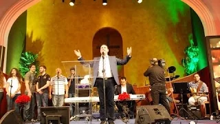 ترنيمة   حررني يسوع مع القس المرنم زياد شحادة   دندنها