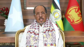 Madaxweynaha JFS Mudane Xasan Sheekh  ayaa hambalyo Munaasabadda Ciida u diray shacabka Soomaliyeed