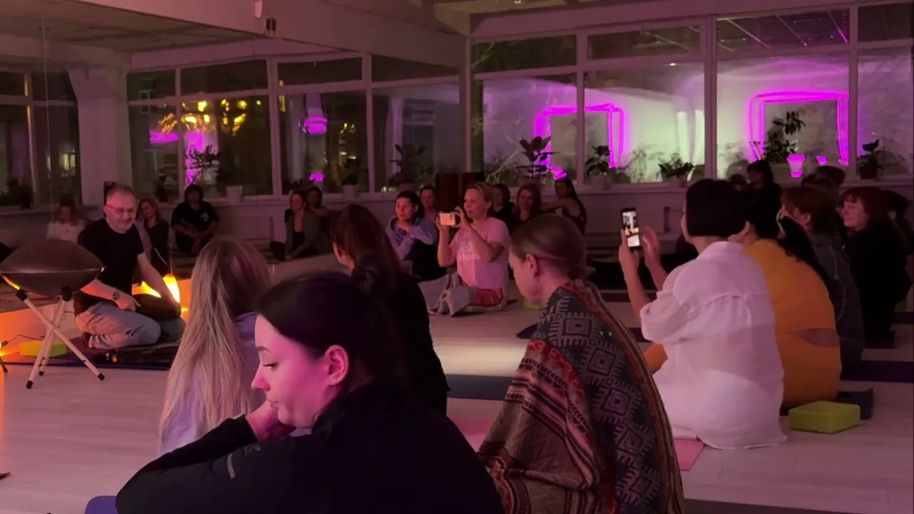 Video: Sound Pulse and Yoga