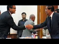 Download Lagu តើវត្តមាន លោក សម រង្ស៊ី ចាំបាច់ឬទេ ក្នុងពេលដែលកម្ពុជាកំពុងមានជម្លោះព្រំដែនជាមួយថៃ?