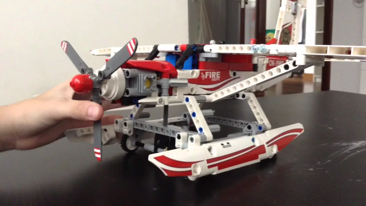 Duck - My Own LEGO Technic 42040 Fire Plane Alternate