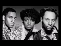 Loose Ends  -  Hangin' On A String