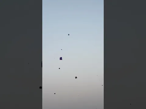 ये क्या होगया😰  #delhikitemarket #kiteflying #kite #art #shortsvideos 🥳