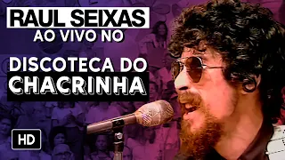 Raul Seixas ao vivo no Discoteca do Chacrinha  - Canta Al Capone - Rockixé e Prelúdio - (1974)