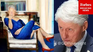 WATCH Bill Clinton Reacts To Jeffrey Epstein s Infamous Blue Dress Painting Of Him