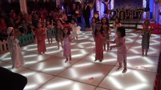                               عرض اغنية يا عمو الساعة كام   دندنها