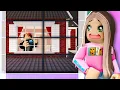 Lagu Creepy Fan Became My Neighbor.. What He's Hiding Will SHOCK You! (Roblox Bloxburg)