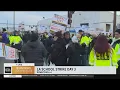 LAUSD strike continues for 3rd and final day