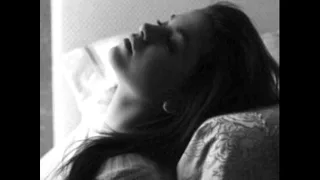 المطربه روبي البحر اغنية ضعيف وياك لكن بعدك هكون اضعف 