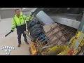 Bulky Garbage Collection Rear-Loader Garbage Truck 4K ASMR