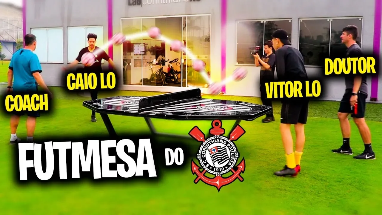 BATALHA DE FUTMESA NO CT DO CORINTHIANS!!! feat. COACH