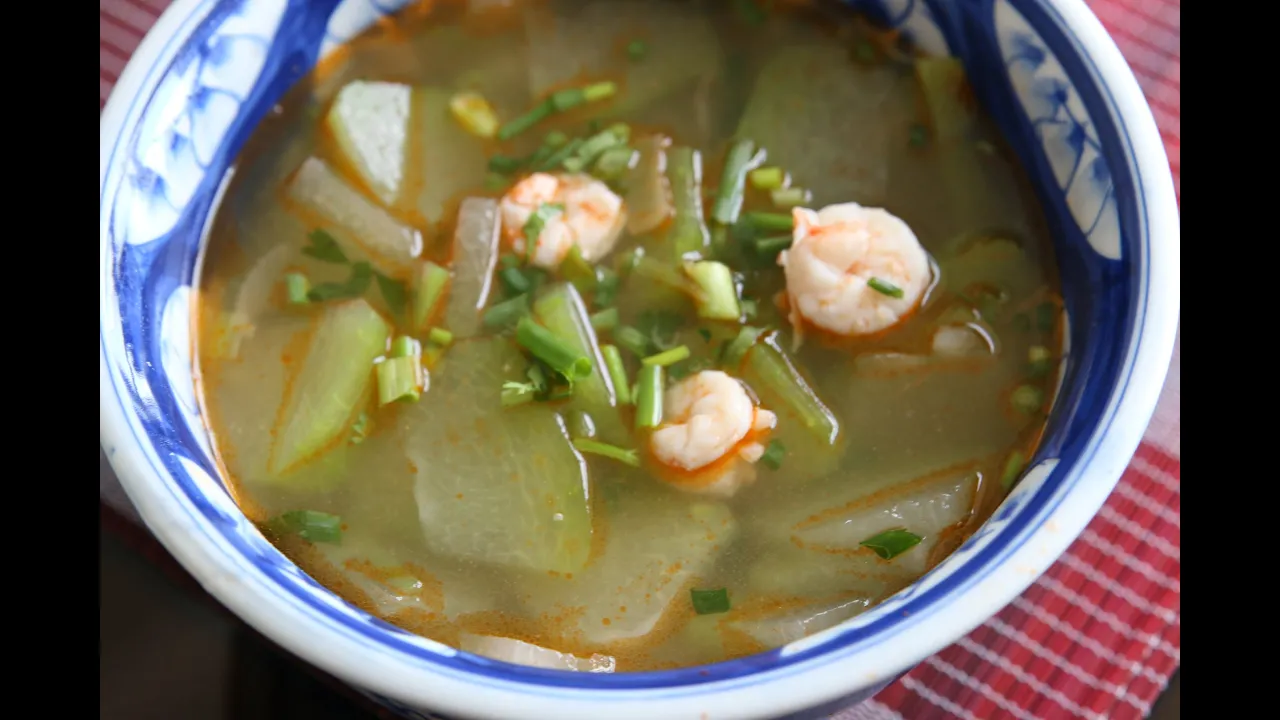 Winter Melon Soup - Canh B ao   Helen