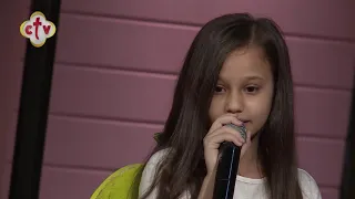 ترنيمة  إمسك يارب إيدي  بصوت واحساس أكثر من رائع مع چولينا   برنامج عم بشارة على الهوا دندنها
