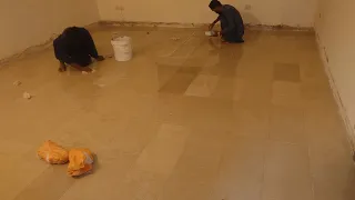 MOK12 لائیو ہے السلام علیکم یار لائک فالو کیا کریں ورزش کر رہا ہوں ربڑ میں ٹانگیں پھنسا 