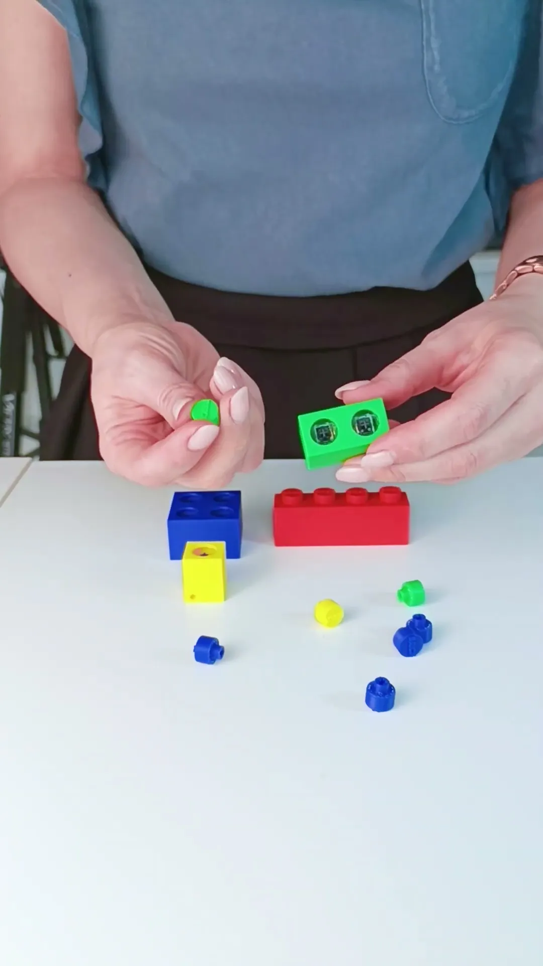 Brick Clicker & Keychain, Clicky Fun Game! Gadget Fidget Anti Stress
