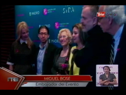 Rosas y chocolates ecuatorianos en la 7a. gala SIDA en España