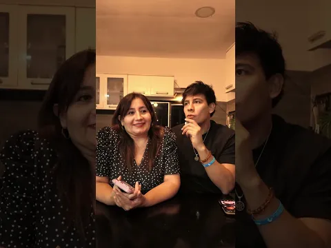 ¿Qué pato camina con dos patas? 👀🦆 @DonaSuegra #humor #familia #amigos #entrevista #shorts