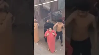 رحمه يحي حسين تستعرض القوه والبلطجه 