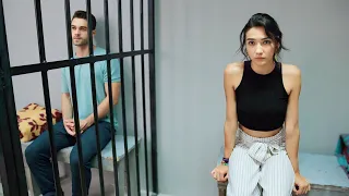 اتنين بيكرهوا بعض بيضطروا يعيشوا سوا في شقة واحدة بعد ما اتنصب عليهم فيها 