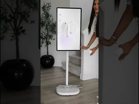 The Screen That Moves With You | Hisense × Karinabbingham