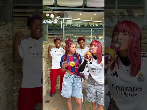 ¿Por qué los chicos acosan a las chicas? 🤭#viral #parati #jhonnyranks