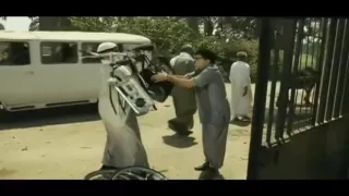 ابن الوزير يقلب رمضان فى الترعة ورمضان يرد عليه فى المدرسة فيلم رمضان مبروك ابو العلمين حمودة 