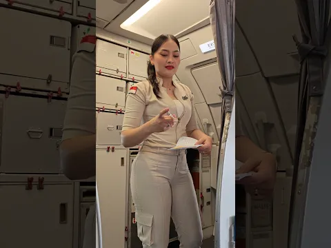 Pramugari Cantik Super Air Jet Sedang Sibuk kerja dalam Pesawat 🥰🥰💪💪