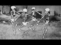 Download Lagu Spooky Scary Skeletons (Phantazee Hardstyle Bootleg) | HQ Videoclip