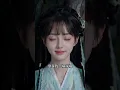 🍎王妃她不讲武德，现代女军医穿越成丞相嫡女，刚从山谷死里逃生就被太子当众退婚！继母庶妹轮番构陷，她转头救下身中剧毒的战神凛王，一纸赐婚嫁入王府！