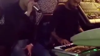                صاحبي راك خارج ليوم           دندنها
