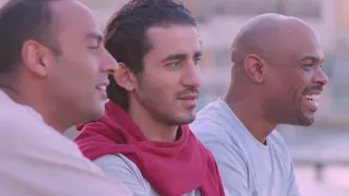 مشهد تاريخي من فيلم صايع بحر بدايته كوميدي وينتهي بمأساة وبكاء في نهاية الفيديو 