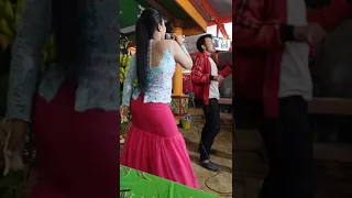 ora masalah goyang hot yuk sai