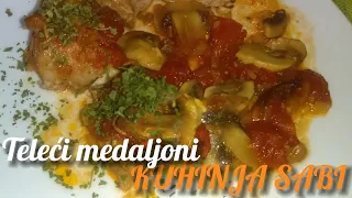 Teleći medaljoni u kremastom umaku od gljiva – savršeno jelo za ručak! 🍄