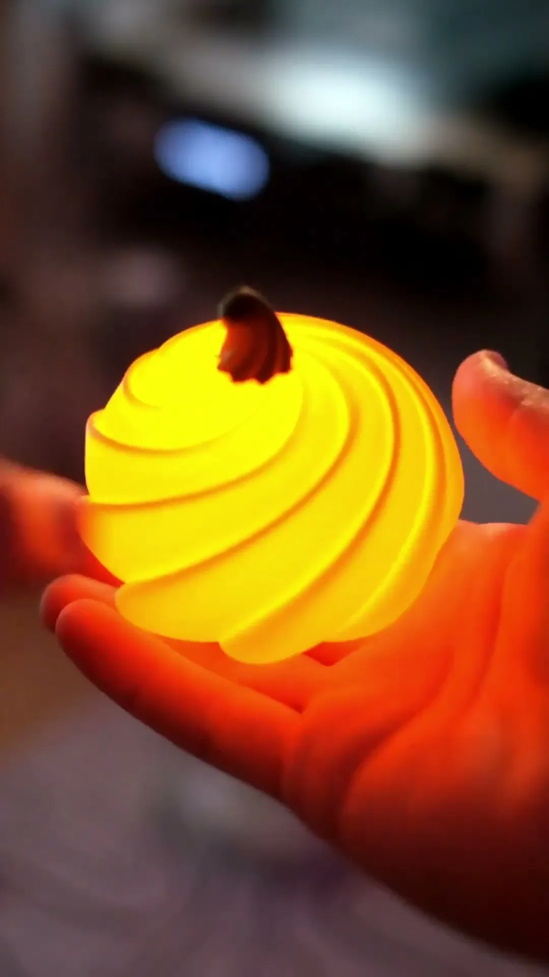 Twisted Pumpkin Tealight