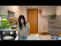 Aria Forgets Her Camera Is On she removes her jeans on stream