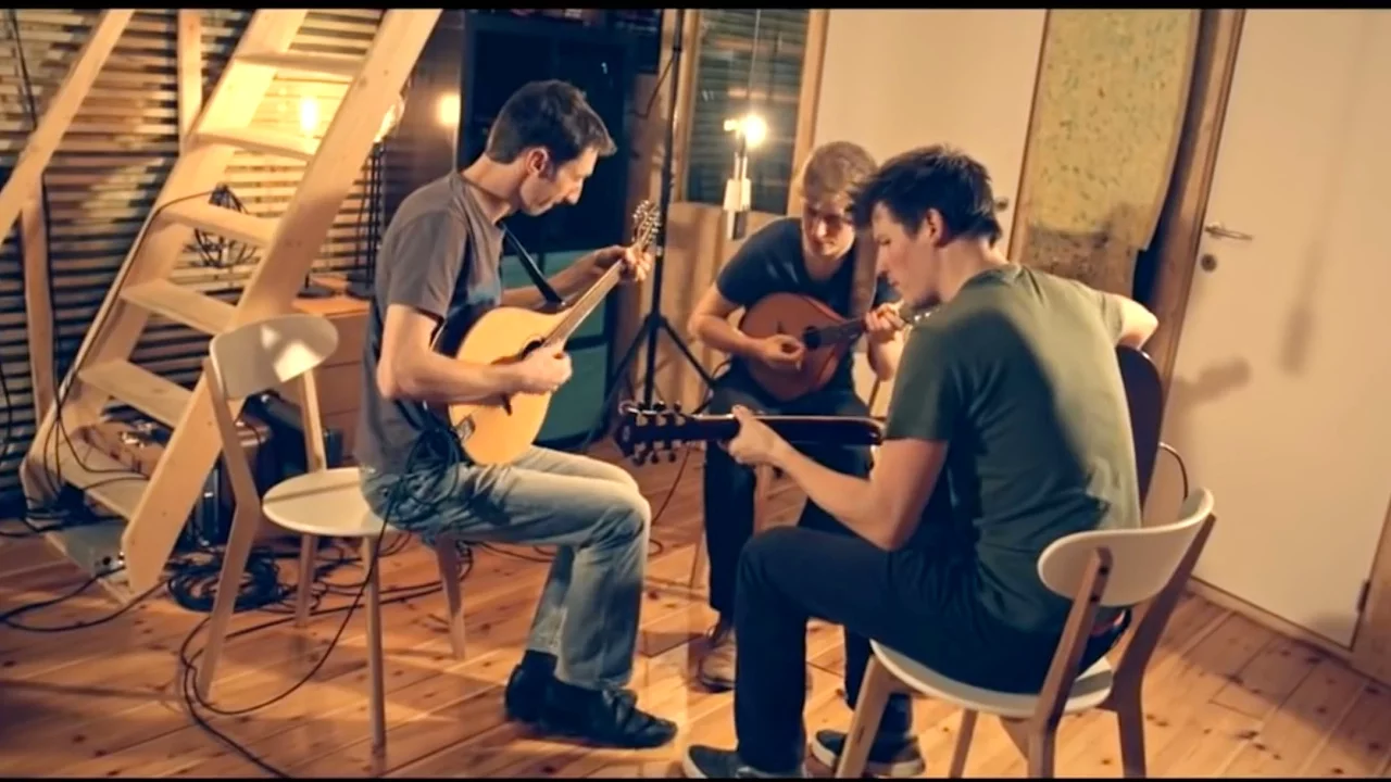 Play video