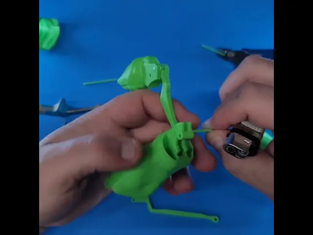 Alien Articulated Fingers video thumbnail