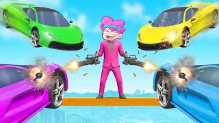 ¡Hice Trampas con ARMAS REALISTAS en CORREDOR vs AUTOS en GTA!