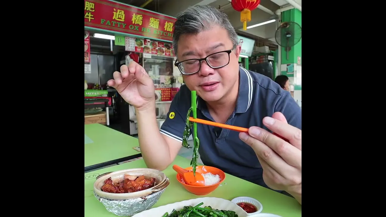 Awesome kailan with oyster sauce! (Singapore street food) #shorts